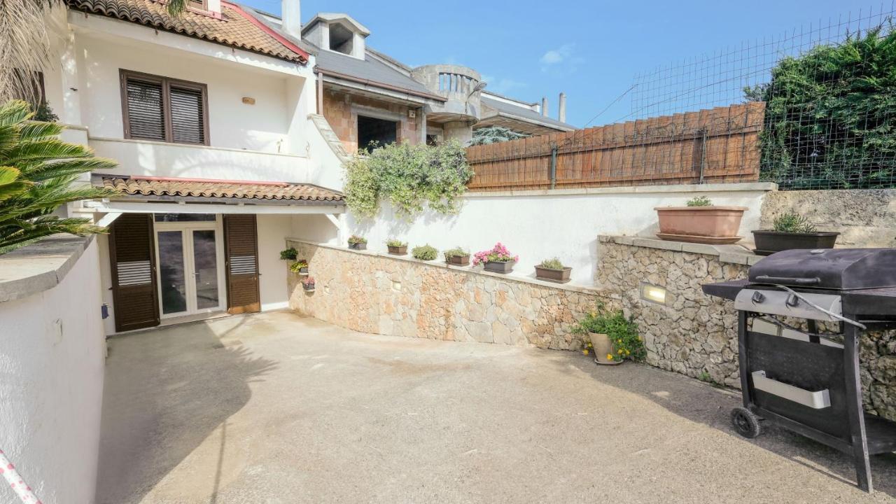 Dependance Specchia With Pool Apartment Exterior photo